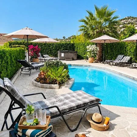 VILLA PLEIN SUD-Piscine-Spa-Climatisation-Parking privé-calme et détente-3